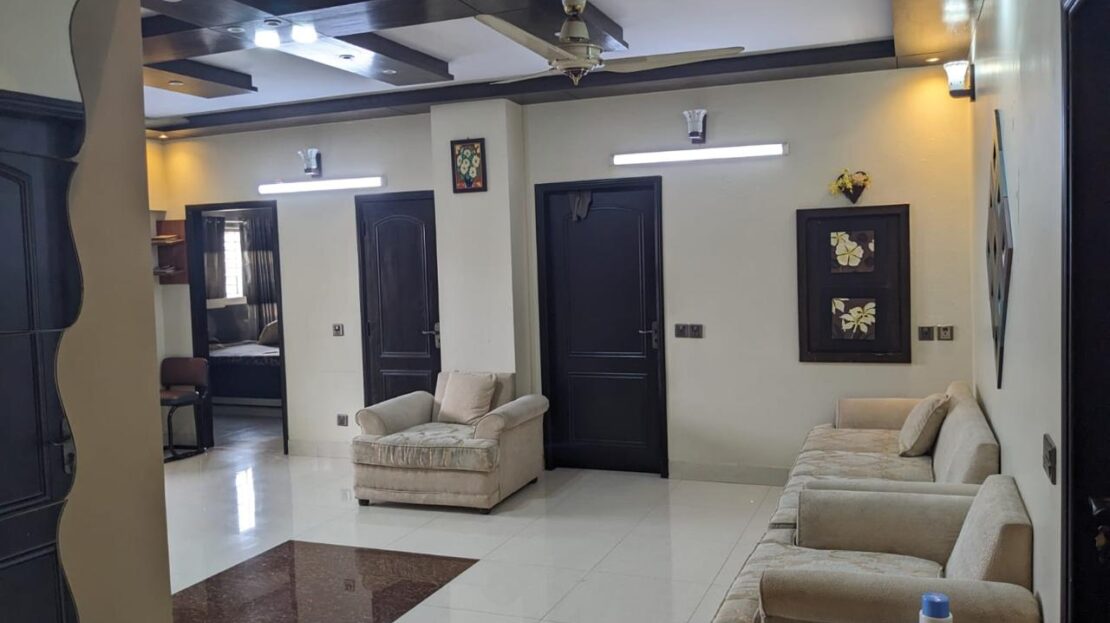PECHS Apartment for Sale