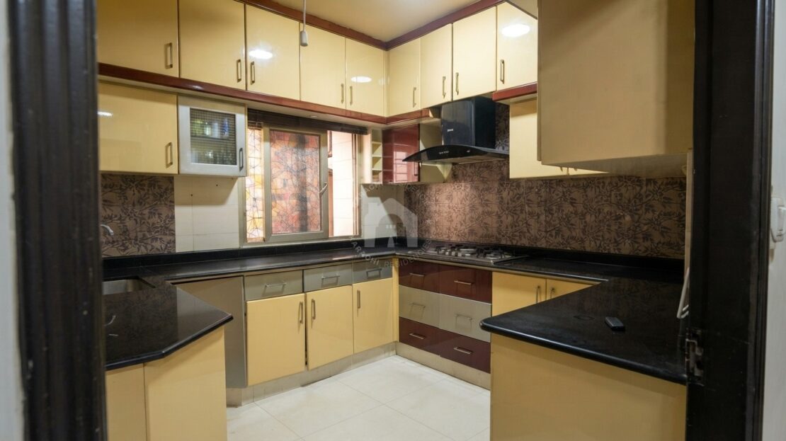 Kitchen PECHS Block 3