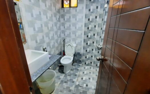 Sharafabad – 2-Bedroom Apartment for Sale (Near Hobnob)