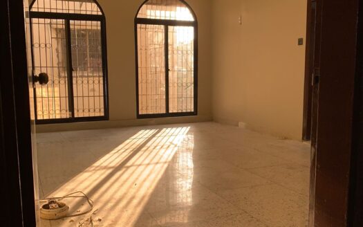 PECHS Block 3 – Fully Renovated 3-Bedroom Flat for Rent