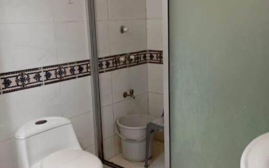 Spacious 4-Bedroom Flat with 1000 Sq. Yards Roof for Sale – Ideal for Living or Investment