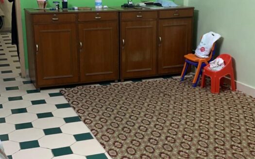 Flat for Sale 3rd Floor, 3 Bed Prime Location Garden East,