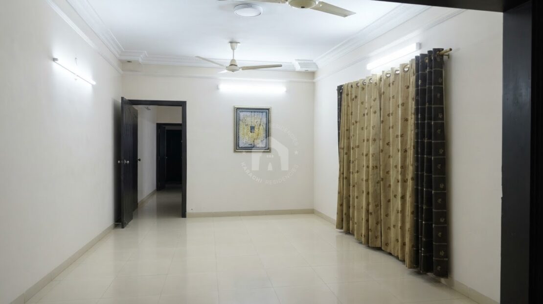 Luxury Apartment for Sale in PECHS Block 3 - Living room / TV area