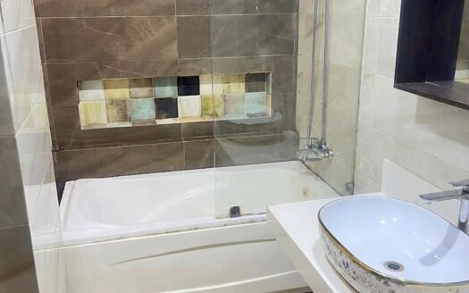4 bed Luxury Apartment for Sale – PECHS Block 3